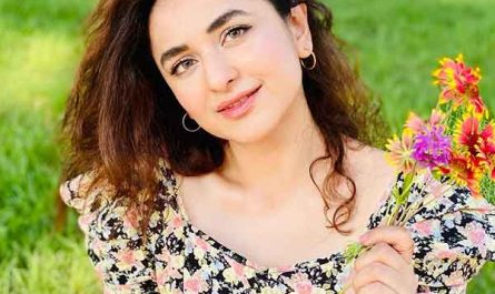 Yumna Zaidi pakistani tv actress