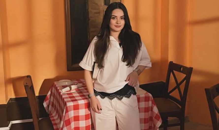 Minal Khan Biography: Age, Husband, Dramas, Twin Sister, Instagram and More